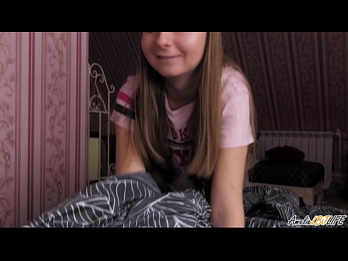 ❤️ Blondie zuigt haar BFF's diep en krijgt Cum in haar mond ️ Fuck video at nl.pornma-com.ru ☑